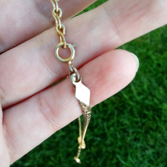 Sarah Conventry Crossover Necklace - Picture 5 of 5